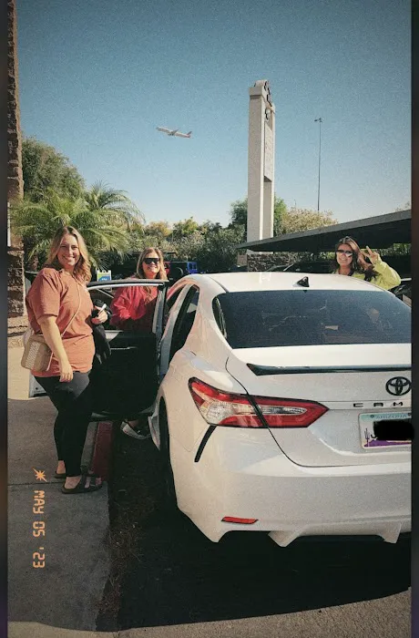 Last Resort Car Rental Picture 5