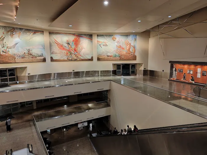 Hertz Car Rental - Phoenix - Phoenix Sky Harbor International Airport (PHX) Picture 8