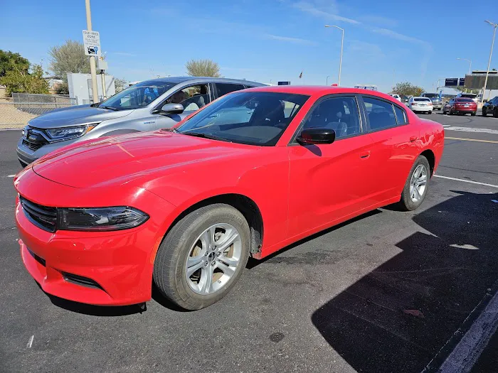 Fox Rent A Car Phoenix Airport Picture 9