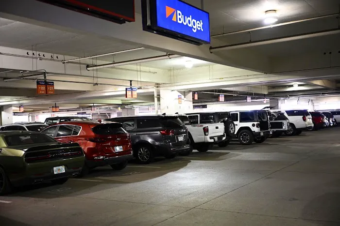 Budget Car Rental Picture 2