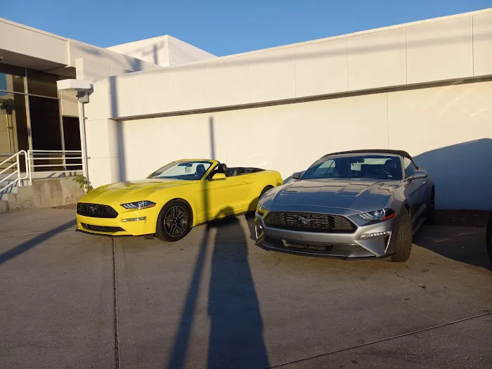 Enterprise Rent-A-Car Picture 8