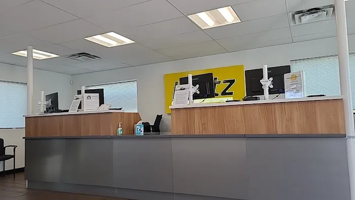 Hertz Car Rental - Phoenix - West Camelback Road Picture 1
