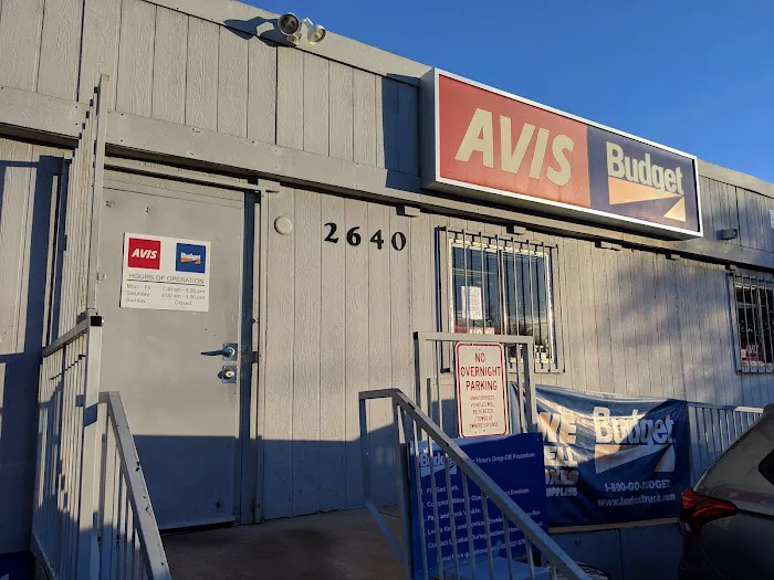 Avis Car Rental Picture 4