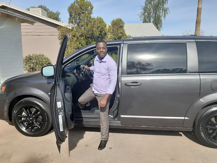 Enterprise Rent-A-Car Picture 4