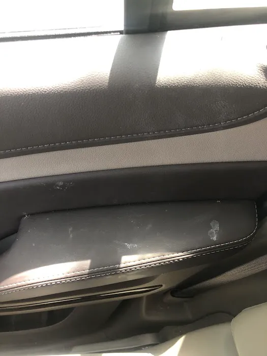 Avis Car Rental Picture 7
