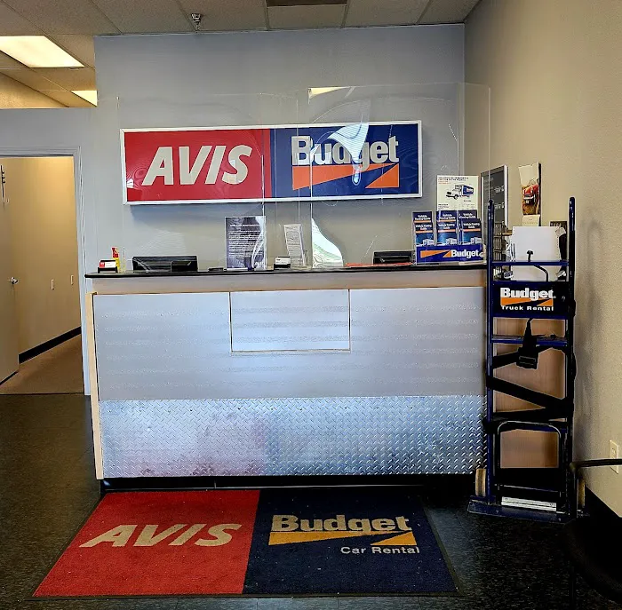 Avis Car Rental Picture 2