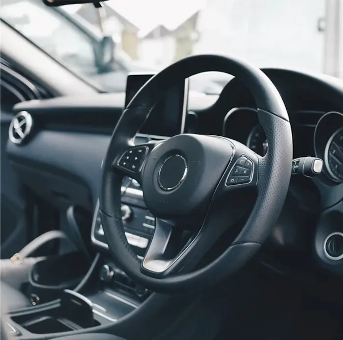 24/7 car rental Picture 2