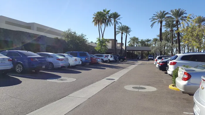 Avis Car Rental Picture 1