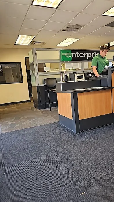 Enterprise Rent-A-Car Picture 4