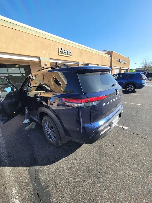 Hertz Car Rental - Tempe - South Priest Drive Picture 6