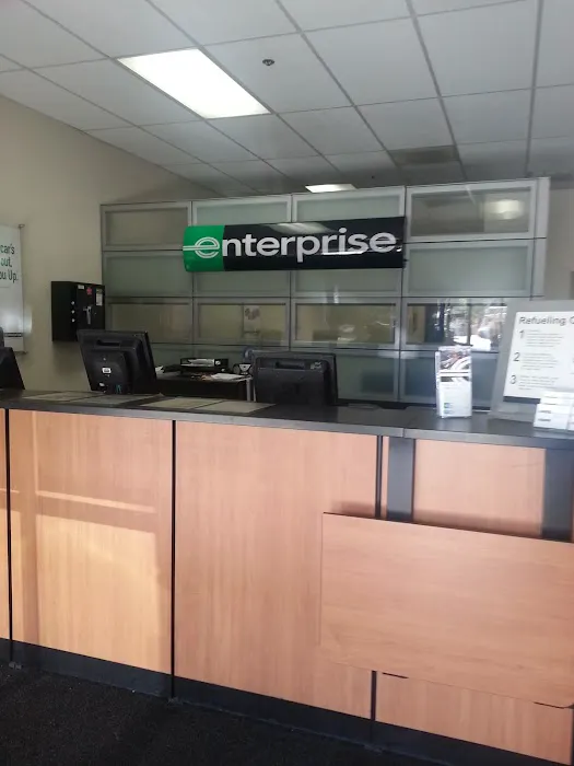 Enterprise Rent-A-Car Picture 7