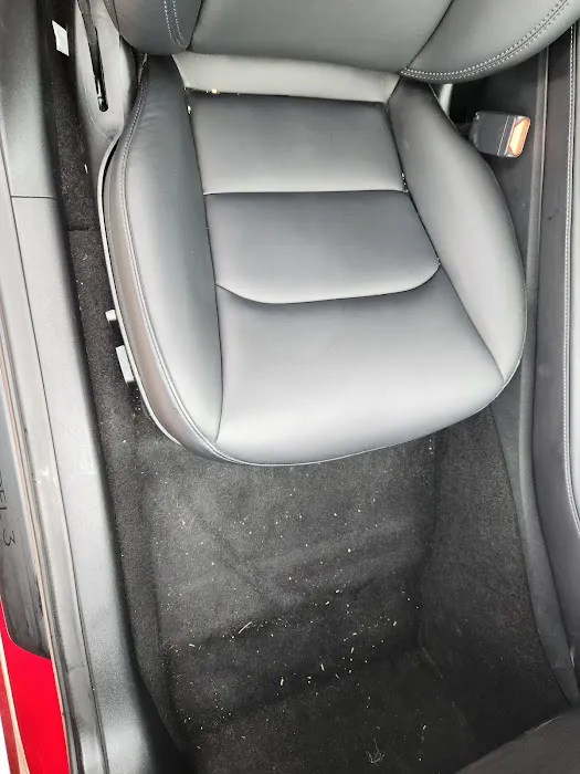 Hertz / Uber Vehicle Solutions Picture 3