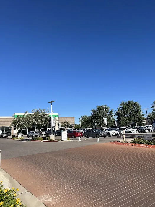 Enterprise Rent-A-Car Picture 4
