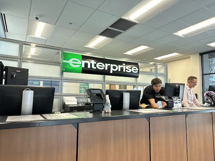 Enterprise Rent-A-Car Picture 3