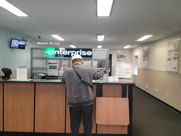 Enterprise Rent-A-Car Picture 6