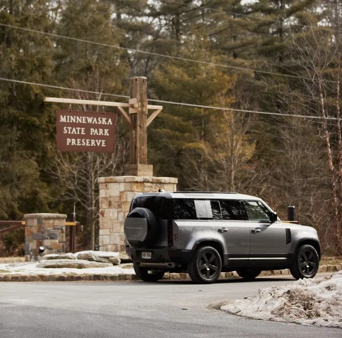 RealCar: Premium & Luxury Car Rental Westchester County Airport HPN Picture 9