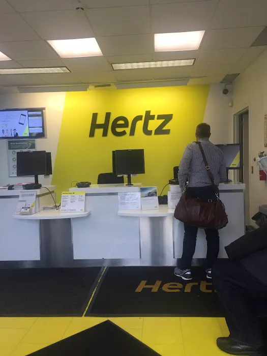 Hertz Car Rental - White Plains - Haarlem Avenue Picture 3
