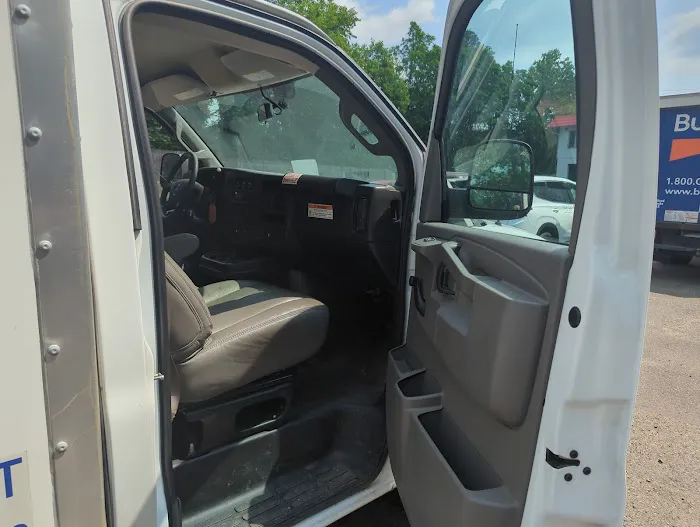 Avis Car Rental Picture 5