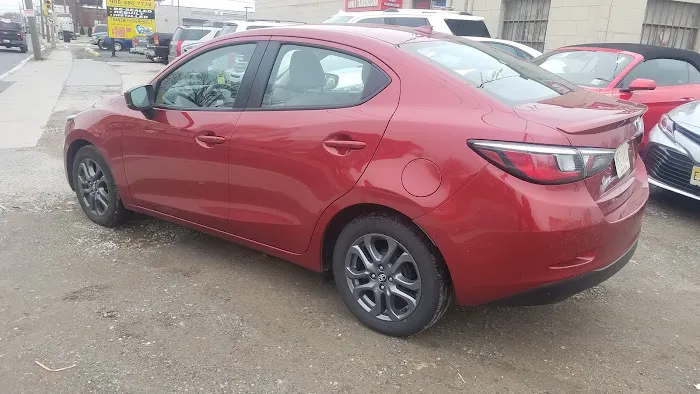 Avis Car Rental Picture 4