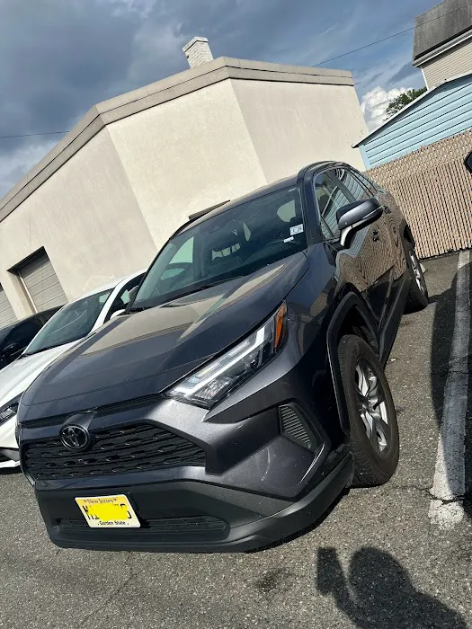 Enterprise Rent-A-Car Picture 3