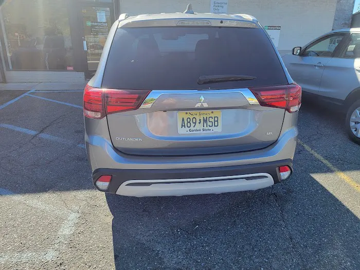 Enterprise Rent-A-Car Picture 5