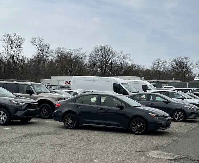 Avis Car Rental Picture 6