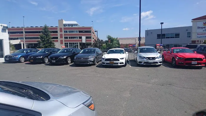 Avis Car Rental Picture 10