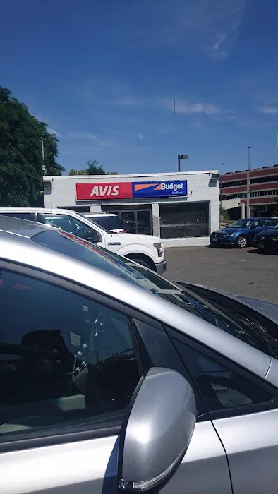Avis Car Rental Picture 3