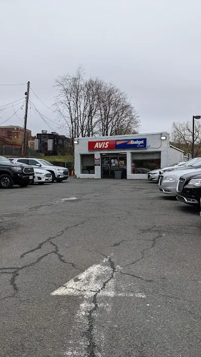 Avis Car Rental Picture 1