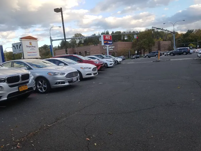 Avis Car Rental Picture 6