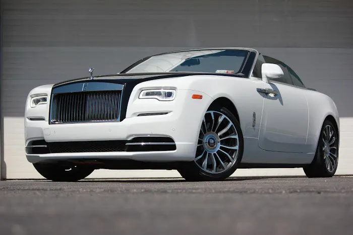 Veluxity Exotic Car Rental Picture 4