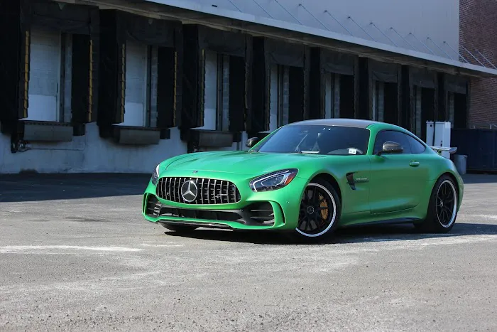 Veluxity Exotic Car Rental Picture 9