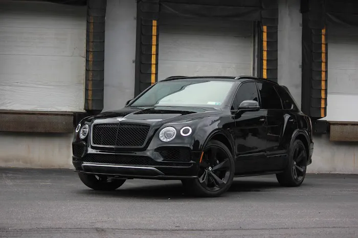 Veluxity Exotic Car Rental Picture 6