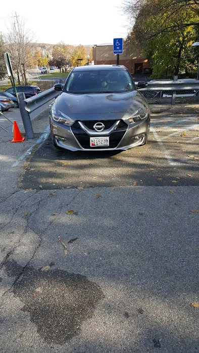 Enterprise Rent-A-Car Picture 3
