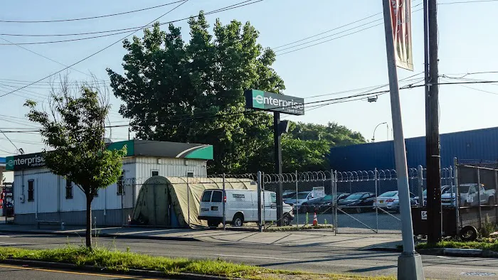 Enterprise Rent-A-Car Picture 3