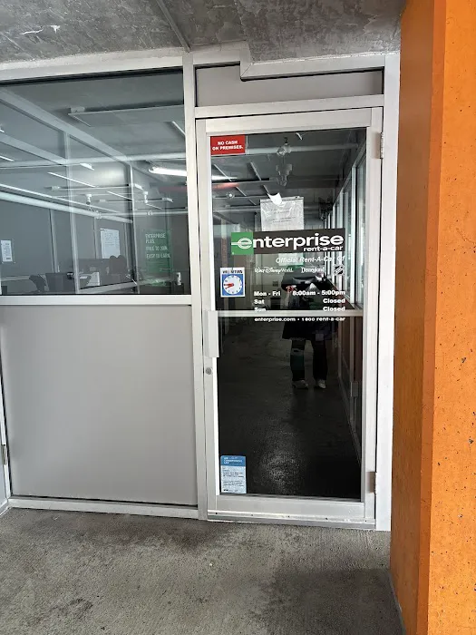 Enterprise Rent-A-Car Picture 4