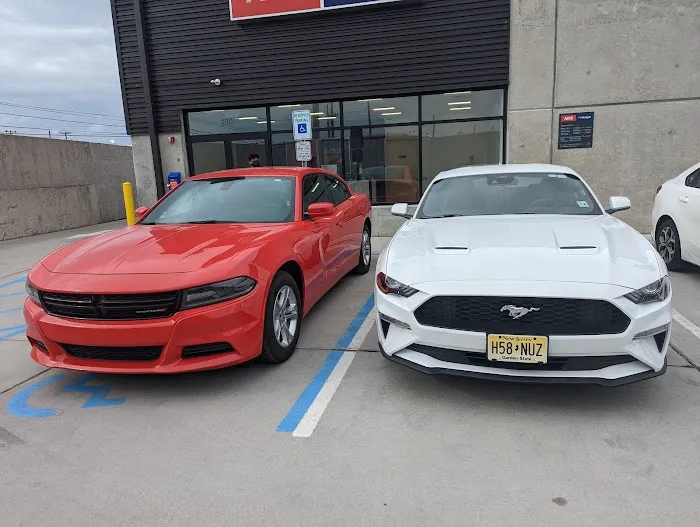 Avis Car Rental Picture 6