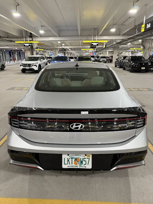Dollar Car Rental - Newark International Airport Picture 8