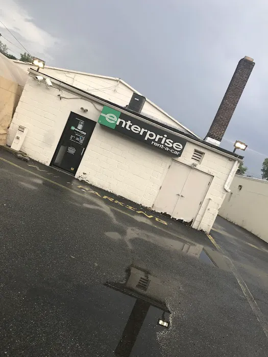 Enterprise Rent-A-Car Picture 1