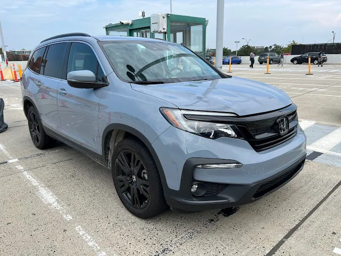 1Car Rental Eatontown Picture 7