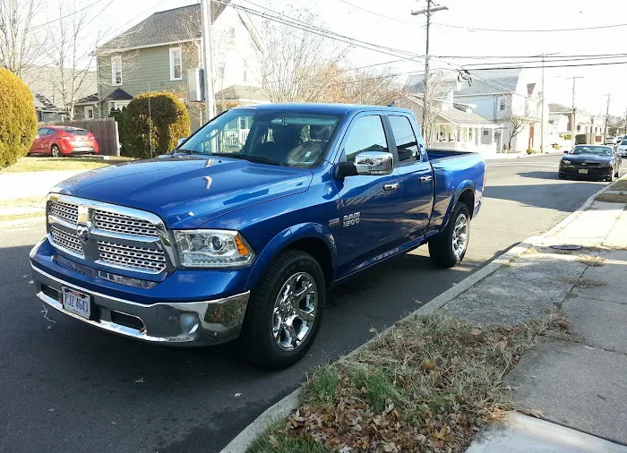 1Car Rental Eatontown Picture 3