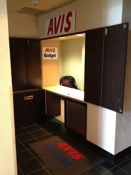 Avis Car Rental Picture 2
