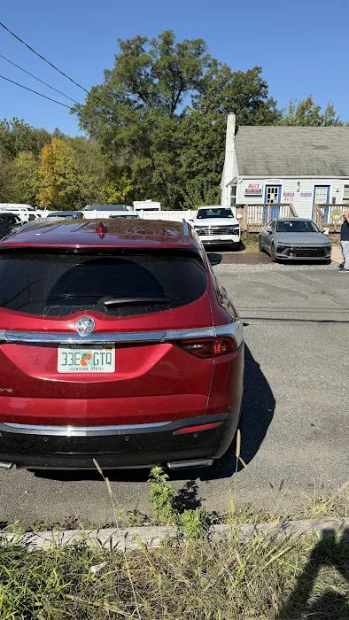 Avis Car Rental Picture 1
