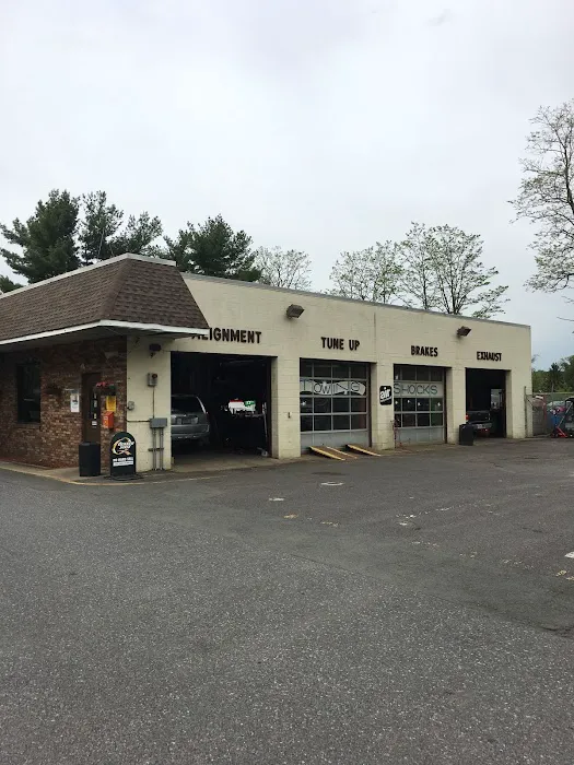 Pullen's Car Rental Picture 5