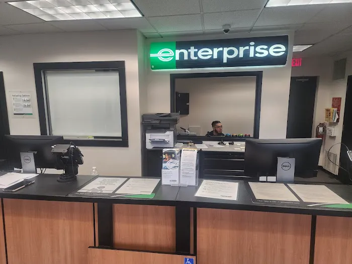 Enterprise Rent-A-Car Picture 9