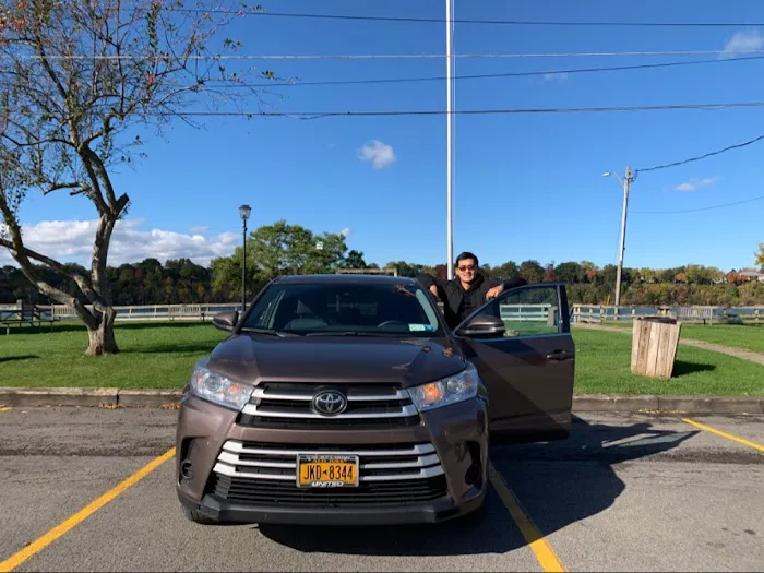 United Rent A Car Picture 1