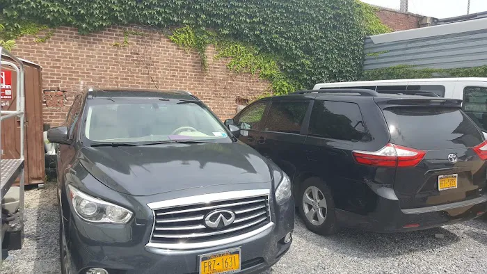 EZ Car Rental Picture 9