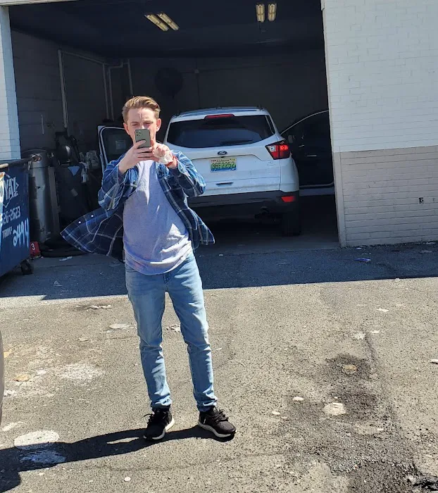 Enterprise Rent-A-Car Picture 7