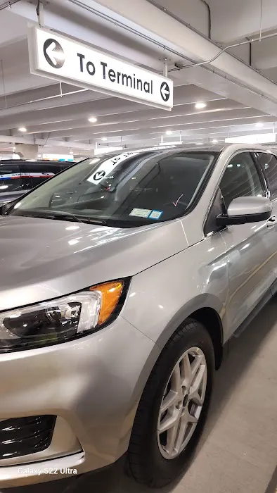 Hertz Car Rental - Newark - Newark Ab Hle Picture 1