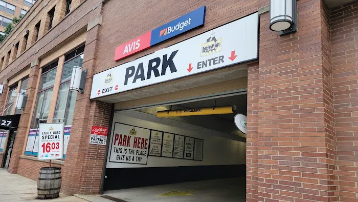 Avis Car Rental Picture 3